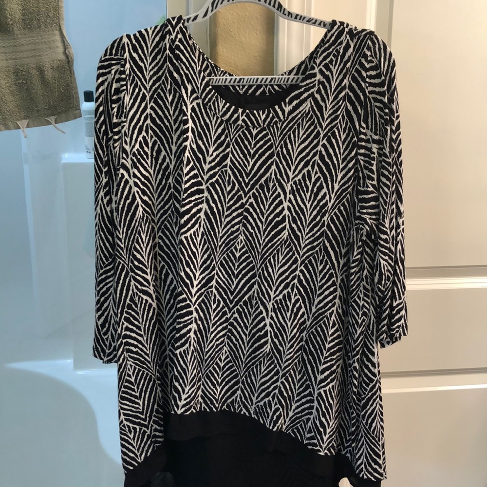 Simply Emma dress shirt high low